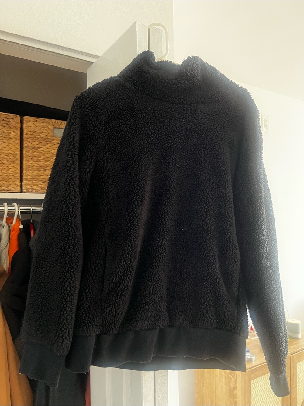 Black Sherpa Pullover Jacket - Women